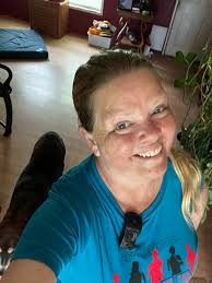 9 glorious miles in the bank. I came across this and had to stop for a  snap. Happy running