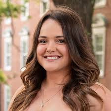 Rebecca Mueller's Instagram, Twitter & Facebook