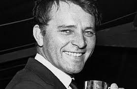 A daily tweet from the diaries of the welsh actor. Richard Burton Finally Makes It In Hollywood Anglophenia Bbc America