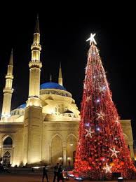 Indahnya Pohon Natal Di Halaman Masjid Al Amin Lebanon Fatwa Fatwa Ulama Tentang Ucapan Selamat Natal Infomenia Ustadz adi menganggap adanya zakat profesi.