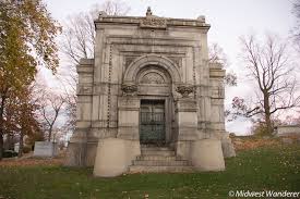 Forest Home Cemetery Paying Respects To Milwaukee Beer Barons Midwest Wanderer Forest House Cemetery Milwaukee Beer