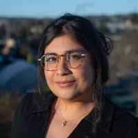 Lizette Ramirez's Instagram, Twitter & Facebook