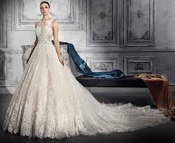 Und das bestätigten alle designer. Brautkleid Trends 2018 Das Ist Diese Saison Angesagt Abendkleider Brautkleider Kollektionen Silke Scholz
