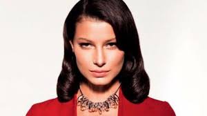 Turkish model and actress who is best known for her recurring roles as armin hatun on the series magnificent century and as seda on the series kiralik ask. Mujde Uzman Kimse Benim Hayatimi Magazin Haberleri Haber7