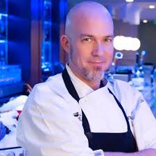 Steve Salmon (@maitre_d_steve)