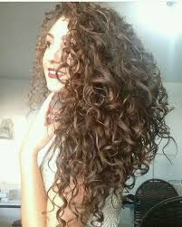 30 celebrity curly hairstyles we love. Pin By Kamalini Mukherjee On Hair Styles Curly Hair Beauty Curly Hair Styles 3a Curly Hair