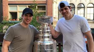 Sidney crosby talked about playing with the best of the best and making the most of the opportunity. Kdka On Twitter Pens Evgeni Malkin Posts Epic Photo With Sidney Crosby Stanleycup Https T Co 2q7g4hgxah Photo Instagram