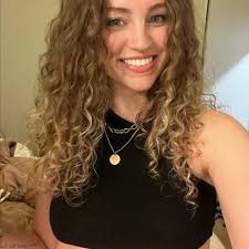 Amber Turman's Instagram, Twitter & Facebook