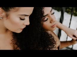 Kirstie Lee's Instagram, Twitter & Facebook