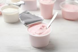 Air soda yang telah didiamkan semalaman saring agar sobekan daun mint terpisah. 10 Rekomendasi Minuman Yoghurt Kemasan Yang Nikmat Dan Sehat Dikonsumsi 2019