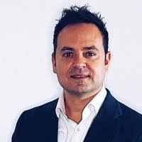 Lorenzo Palomo's Instagram, Twitter & Facebook