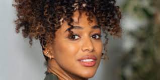 Un posto al sole: Astrict Flor Lorenzo è Gabriela Suarez