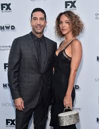 Jun 14, 2020 · david schwimmer's daughter, cleo buckman schwimmer, is rocking a new quarantine haircut. Who Has David Schwimmer Dated Past Girlfriends And Relationship History