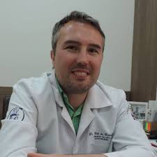 Dr. Erik Carvalho