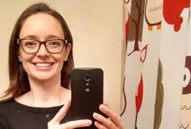 Melanie learns to love her vintage bathroom