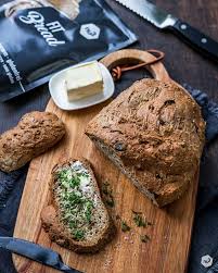 Nu3 Auf Instagram Low Carb Brot Warum Man Bei Einer Kohlenhydratarmen Und Gesunden Ernahrung Nicht Zwangslaufig Auf Brot Verzi Food Banana Bread Bread