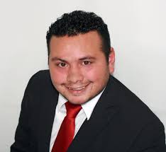 CONOCE A … CPC y MI EMMANUEL ALEJANDRO NARVÁEZ SALAZAR Vicepresidente de  Control de Calidad de la Práctica Profesional del Colegio de Contadores  Públicos de Saltillo, A.C. • Actualmente se desempeña como