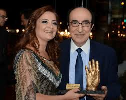 إلياس حنا الرحباني موسيقي (ملحن وموزع)، كاتب أغاني، وقائد أوركسترا، من لبنان. Ø§Ù„Ù…ÙˆØ³ÙŠÙ‚Ù‰ Ø§Ù„Ø¹Ø±Ø¨ÙŠØ© ØªÙˆØ¯Ø¹ Ø§Ù„ÙŠØ§Ø³ Ø§Ù„Ø±Ø­Ø¨Ø§Ù†ÙŠ Ø´Ø§Ù‡Ø¯ Ù„Ø§ÙŠÙ Ù†ÙŠÙˆØ²