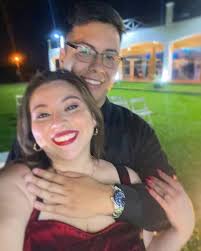 Si, acepto... Ser tu compañera para el resto de nuestras vidas, Amarte en  cada lagrima y en cada alegria. Apoyarte y alentarte en cada sueño y  proyecto. Tomar tu mano cada noche