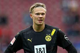 Erling braut haaland, при рождении написание фамилии — håland, норвежское произношение: Haaland To Stay At Dortmund Until He Is World Class Says Bvb Chief