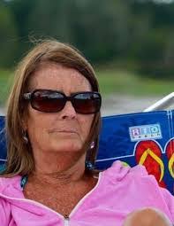 Peggy Connolly's Instagram, Twitter & Facebook