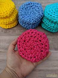 I bought some of this red heart scrubby yarn and played around with patterns until i found one that i like. Dish Scrubbie New Version To Craft A Home Scrubby Yarn Crochet Patterns Scrubbies Crochet Pattern Scrubby Yarn Crochet