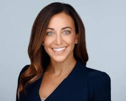 Tara Prater's Instagram, Twitter & Facebook