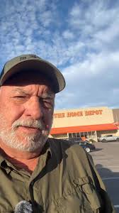 It’s the people that make the difference! #HomeImprovement #homedepot  #lowes #diyprojects