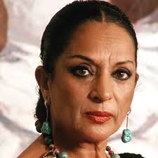 Lola Flores, 100 años de historia viva del flamenco · Tablao Flamenco en  Granada · Casa Ana