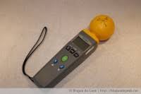 Traitement par ondes de choc extracorporelles. Detecteur D Ondes Electromagnetiques Pce Em 29 Test