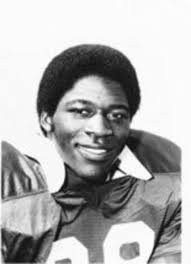 College Football Hall of Fame nominee E.J. Junior played for 'honor and  image' of Alabama