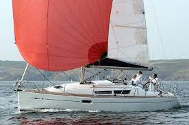 While navigating with your rental boat in croatia, keep on indulging your sweet tooth with another great classic of its cuisine, the orehnjača. Croatia Split Sailing To Spain Alicante
