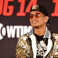 Before turning professional, he displayed those skills by winning two gold medals at the 2000. Ywyoltq2uwajjm