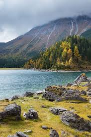 Herbst Am Obernberger See In Tirol Osterreich Urlaub In Tirol Seen In Tirol Herbsturlaub