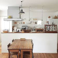 家族と共に時を重ねる 無垢材の床 がある暮らし インテリア 収納 アイデア リビング