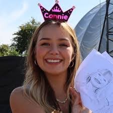 Connie Fan's Instagram, Twitter & Facebook