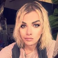 Natalia Guthrie's Instagram, Twitter & Facebook