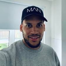 Ryan Pacheco (@rypachec0)