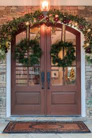 Holiday decorations are essentially collections. How To Hang Garland Outside Bluegraygal