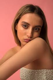 Erin's are the most adorable people you will ever meet. Meet Rising Teen Sensation Erin Bloomer On The Cusp Of Greatness
