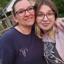 TONIGHT's SHOP HAS x8 RETURNING ICON EMOTES 🔥 • x2 Fortnite Flow