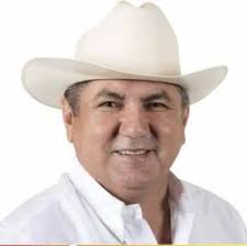 Faustino Hernandez's Instagram, Twitter & Facebook