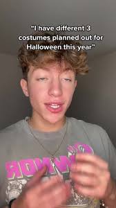 I know I’m not the only one #halloweentiktok #uk #music #viral