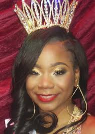 Glenda Poole's Instagram, Twitter & Facebook