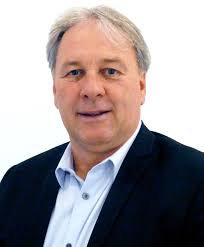 Former manager returns to take reins