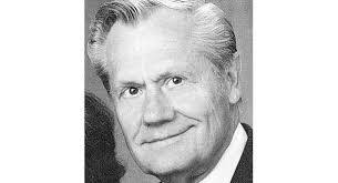 Robert Hammel's Instagram, Twitter & Facebook