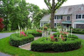 So without further delay, let's look at the images. Front Yard Facelift Ideas Hgtv