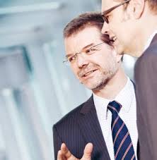 Checks and Balances im Einklang.