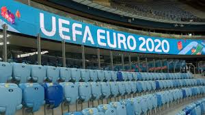 Deux ans après la coupe du monde masculine de football, l'euro aurait dû se jouer durant l'été 2020. L Euro 2020 Est Mort Vive L Euro 2021 L Echo