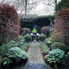 3 327 Vind Ik Leuks 76 Reacties Nigel Slater Nigelslater Op Instagram The Garden Currently More Landscaping With Roses Landscaping Images Nigel Slater